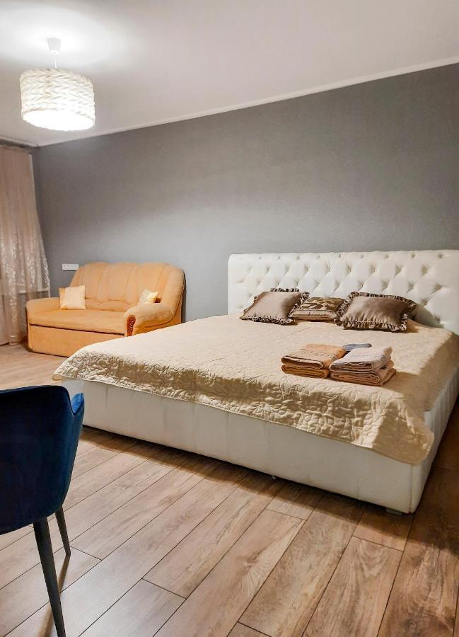 1-Room Apartment In The Center, 5 Minutes To Deribasovskaya Odessa Exteriör bild