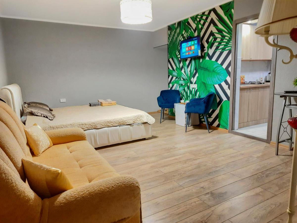 1-Room Apartment In The Center, 5 Minutes To Deribasovskaya Odessa Exteriör bild